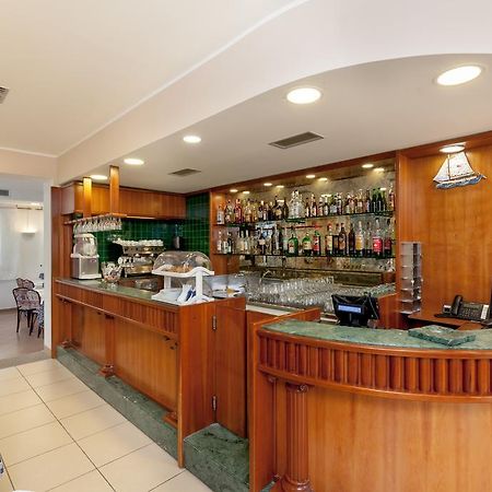 Hotel Chiar Di Luna Senigallia Esterno foto