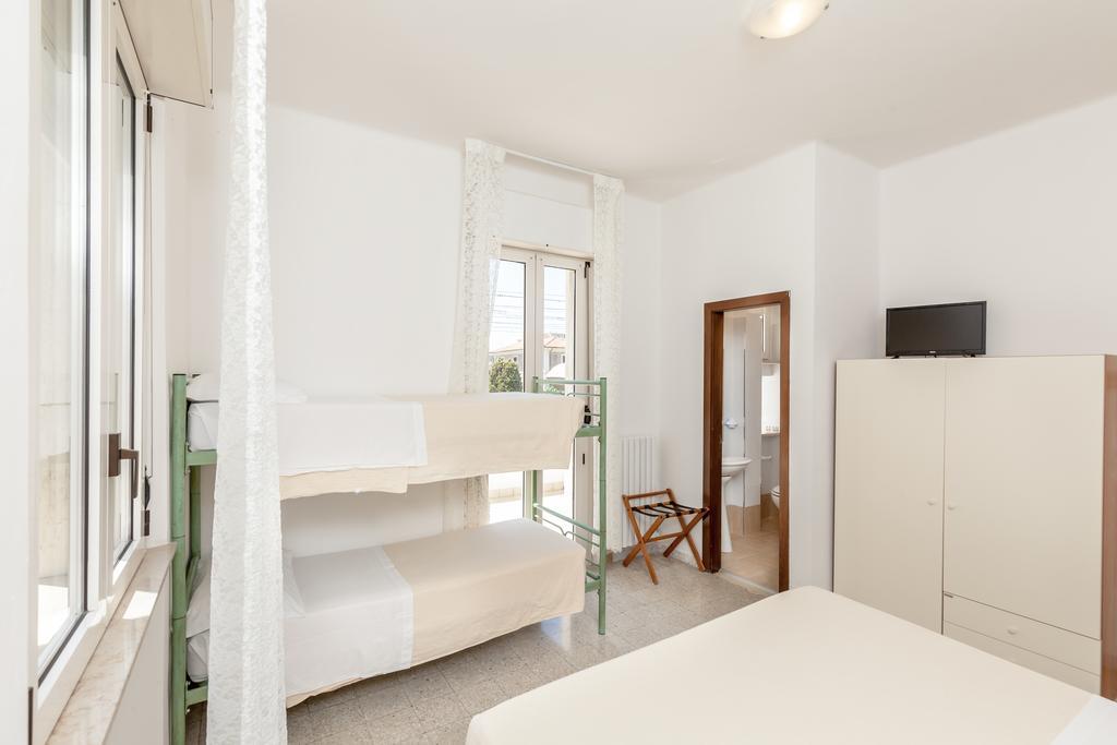 Hotel Chiar Di Luna Senigallia Esterno foto