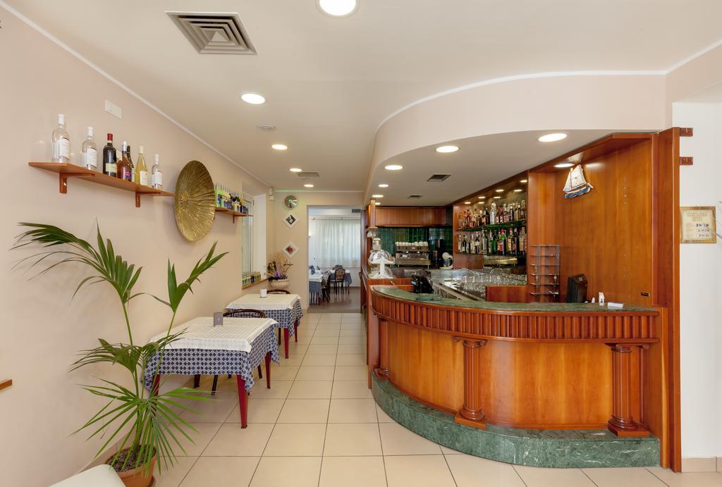 Hotel Chiar Di Luna Senigallia Esterno foto